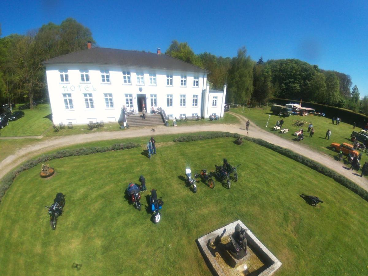 Ostsee-Gutshaus Am Salzhaff Pepelow Naehe Rerik- Am Meer Residieren! Klein Stromkendorf Exterior foto